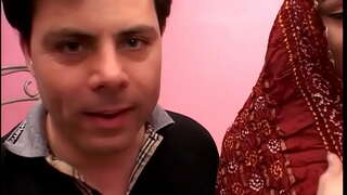 Marary Lehilahy fucks amin'ny Fety Indiana Wilfe ho an'ny Vola Fangalana Slut Marary Lehilahy fucks amin'ny Fety Indiana Wilfe ho an'ny Vola Fangalana Slut